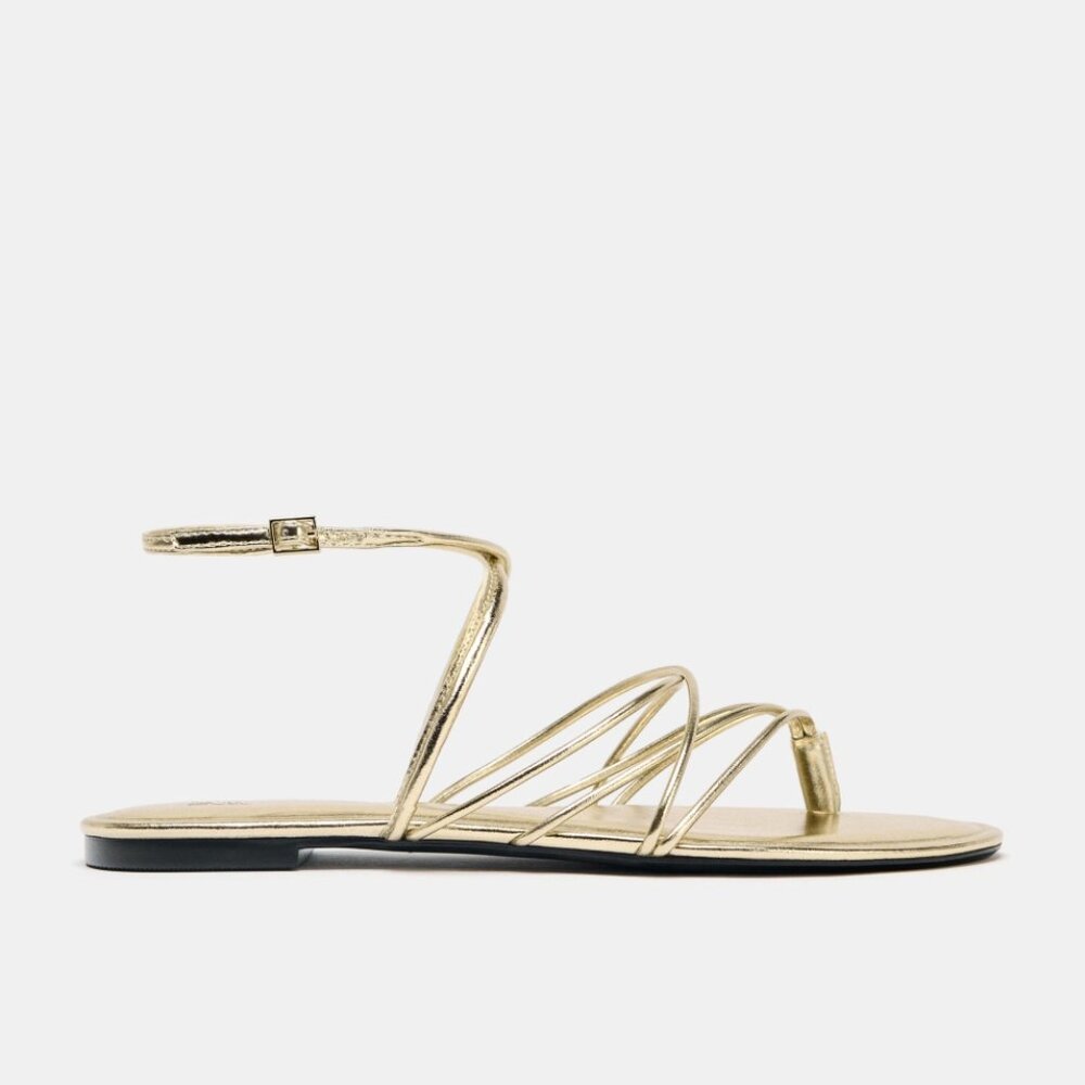 GOLD STRAPPY FLAT SANDALS